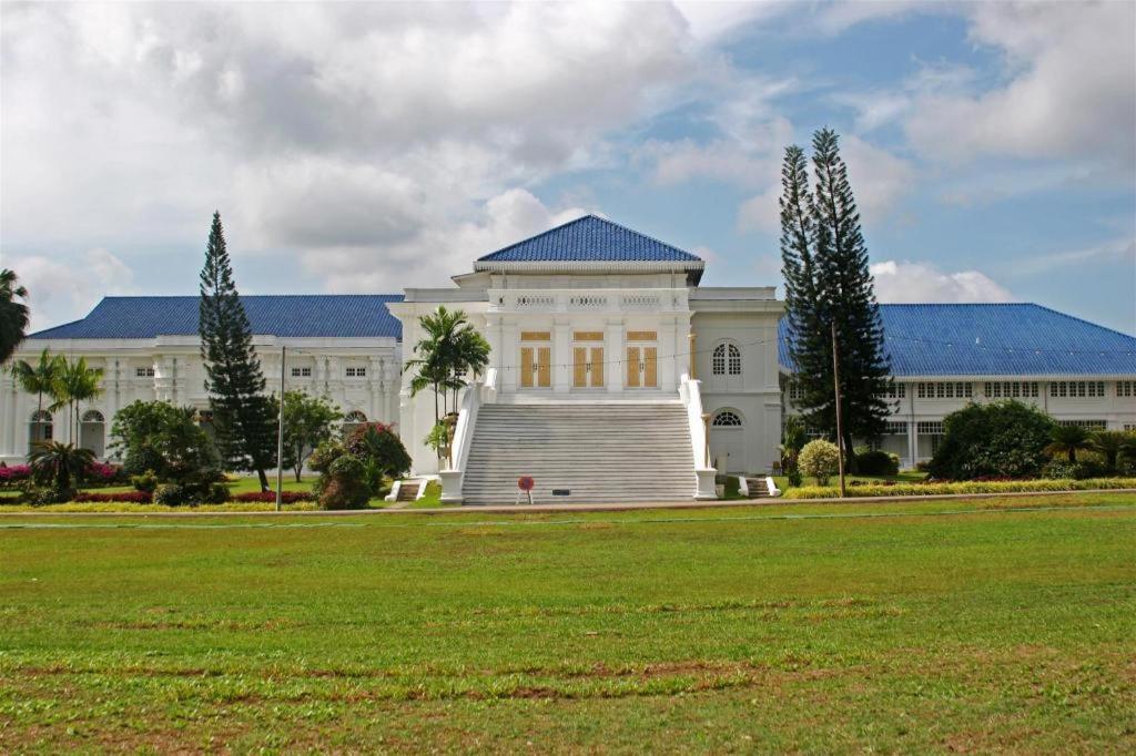 Ritzton Hotel Johor Bahru Zewnętrze zdjęcie