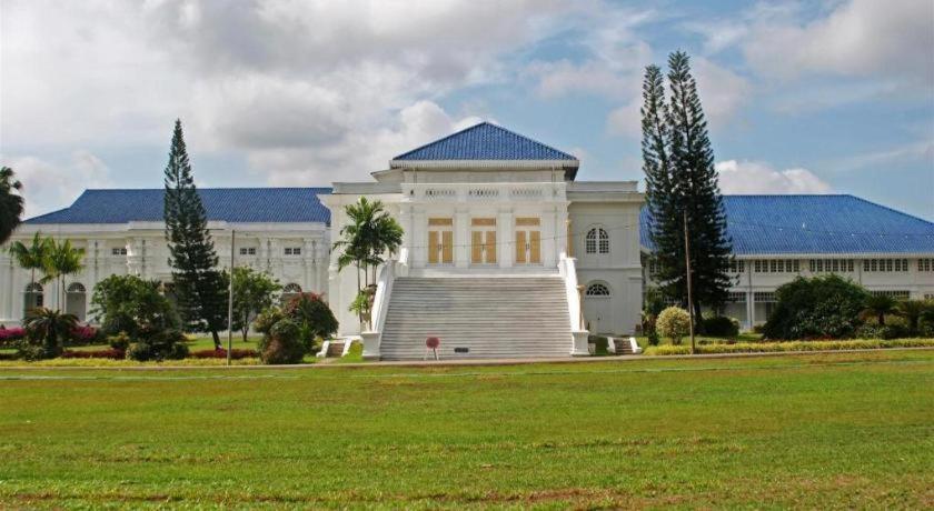 Ritzton Hotel Johor Bahru Zewnętrze zdjęcie